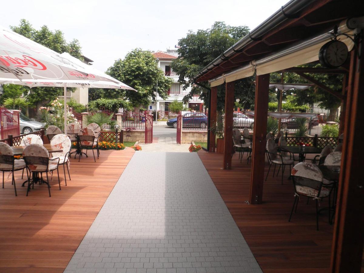 Saint George Family Hotel Łozenec Zewnętrze zdjęcie