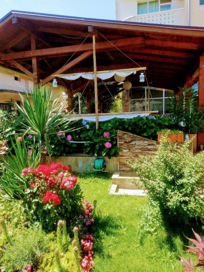 Saint George Family Hotel Łozenec Zewnętrze zdjęcie