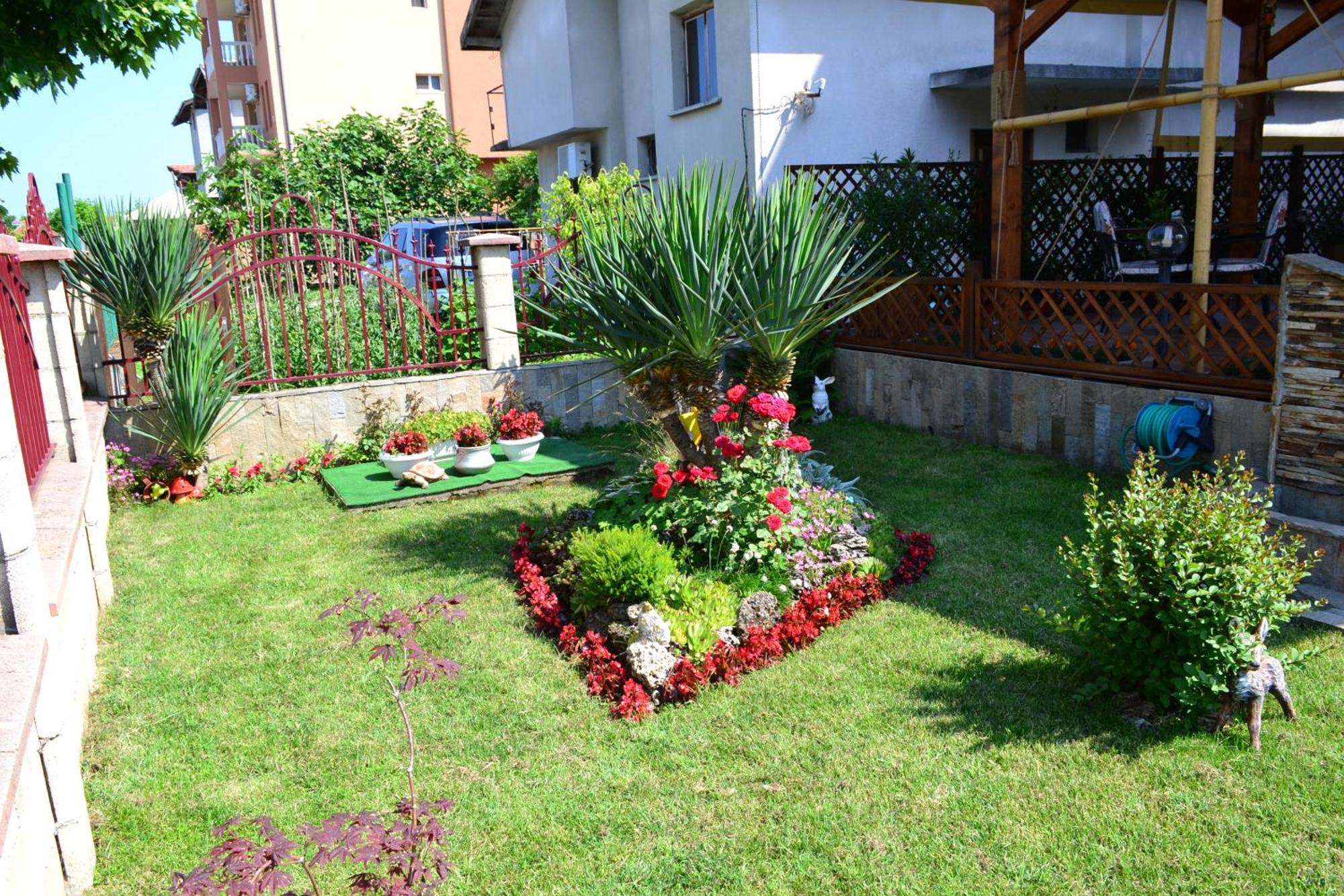 Saint George Family Hotel Łozenec Zewnętrze zdjęcie